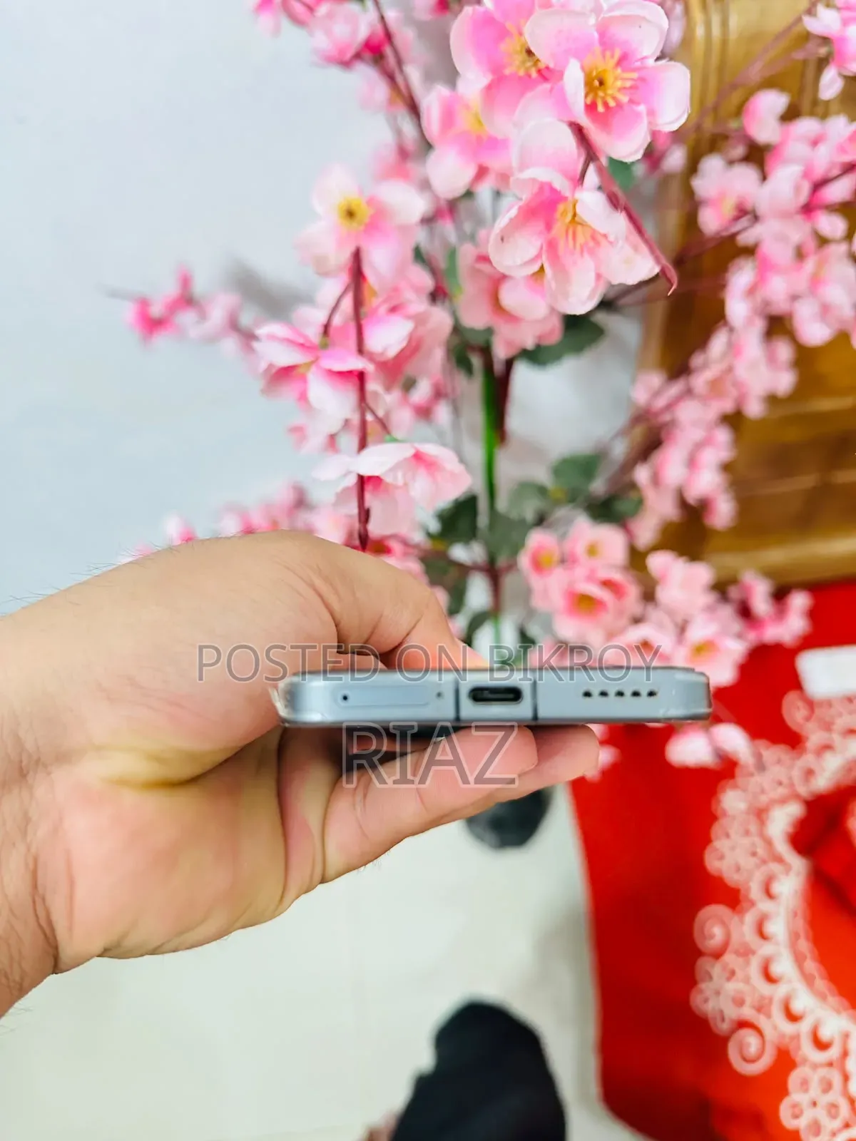 ভিভো এক্স৩০০ ২৫৬ জিবি ব্ল্যাক