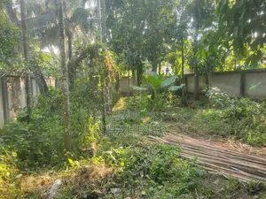 10 Decimal Land for Sale
