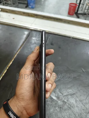 ওয়ানপ্লাস ১২আর ২৫৬ জিবি ব্ল্যাক
