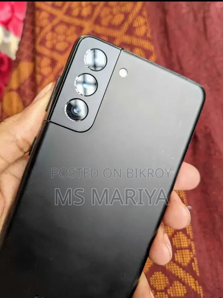 নতুন স্যামসাং গ্যালাক্সি এস২২+ ৫জি ১২৮ জিবি ব্ল্যাক