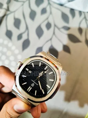 ঘড়ি বিক্রি হবে
