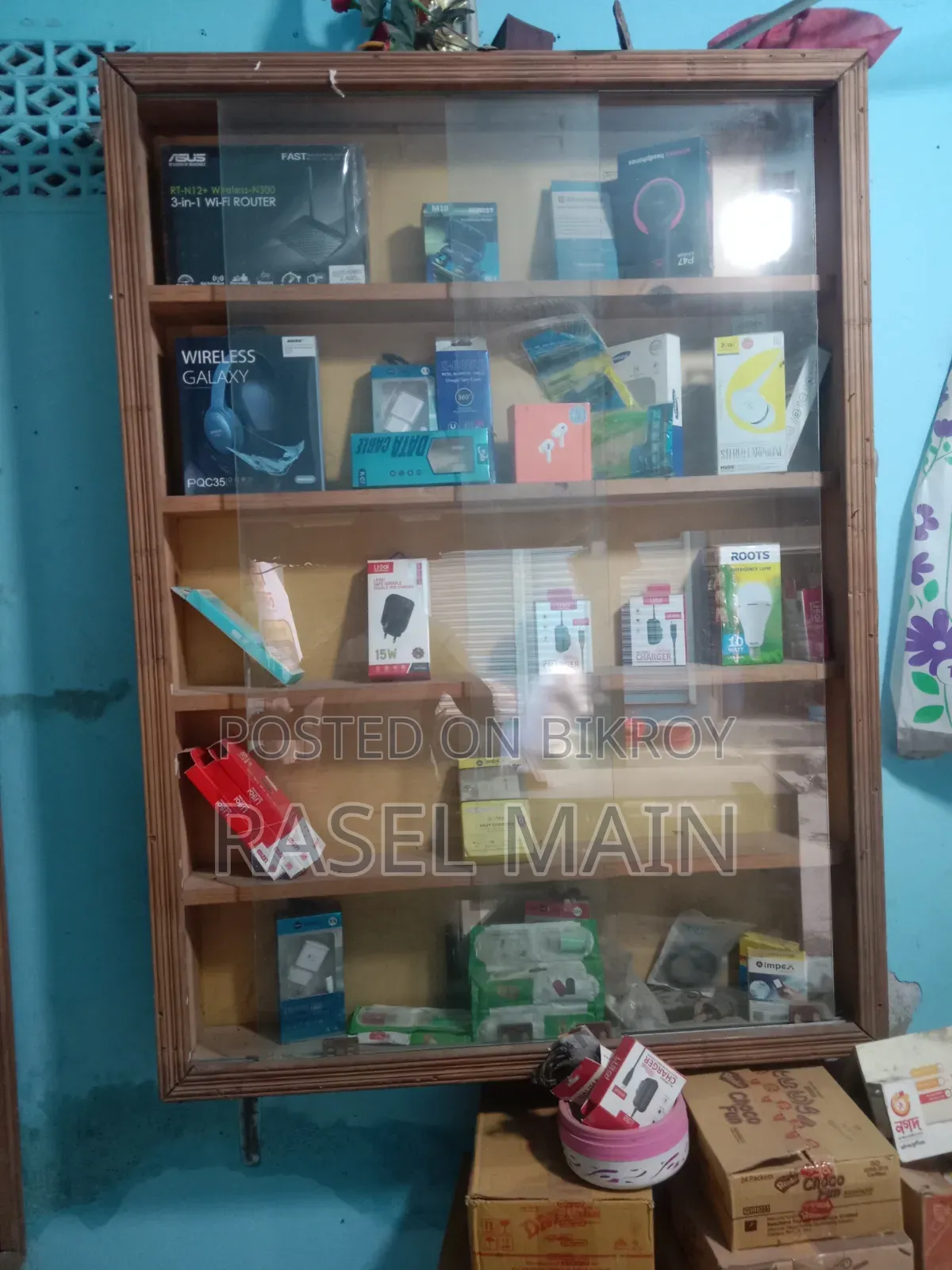 কনফেকশনারি দোকানের রেক