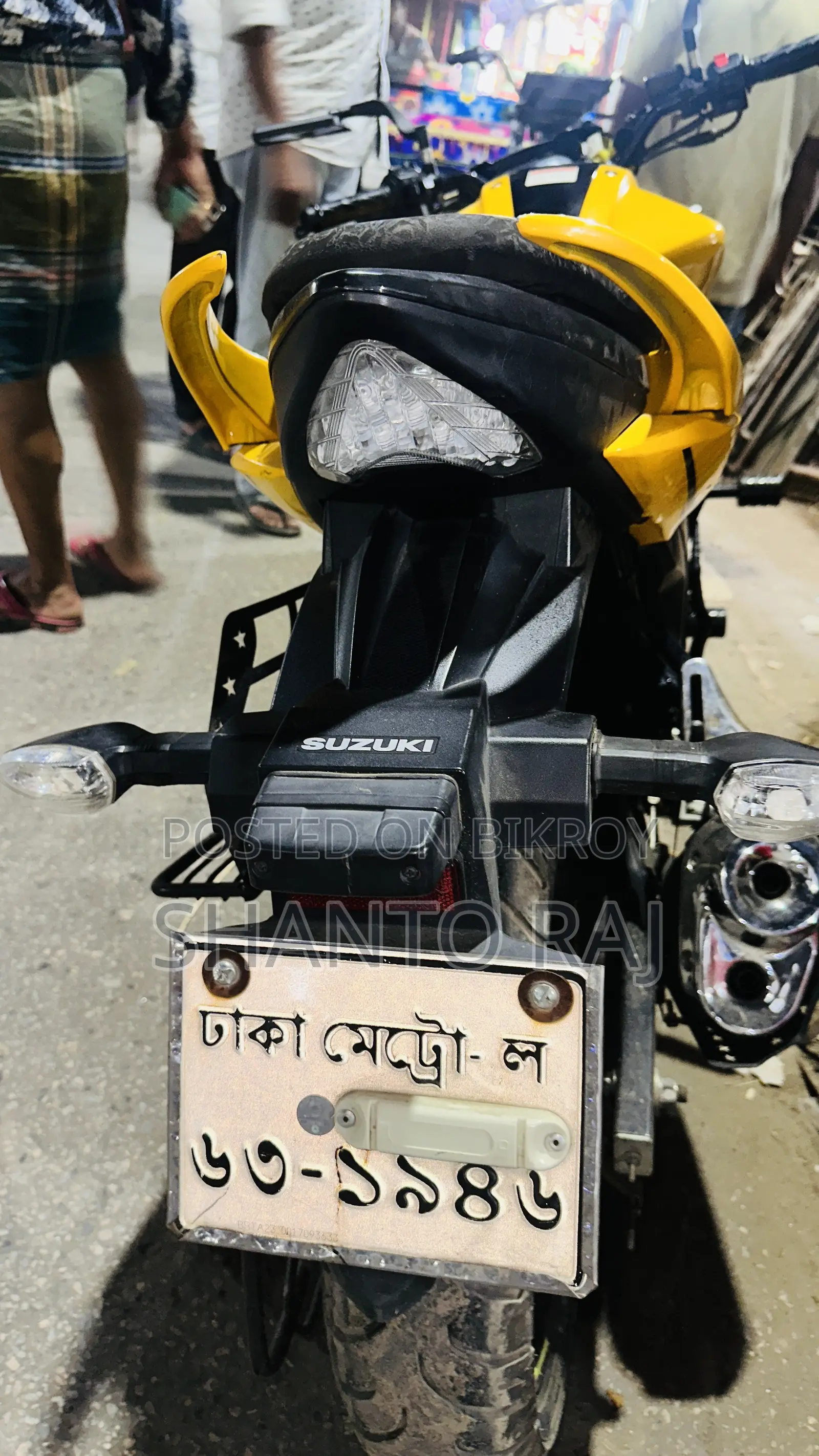 সুজুকি জিক্সার ২০২৪ হলুদ