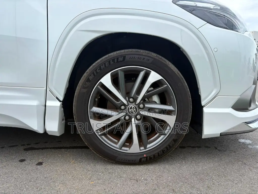 Toyota Corolla Cross 2023 Pearl