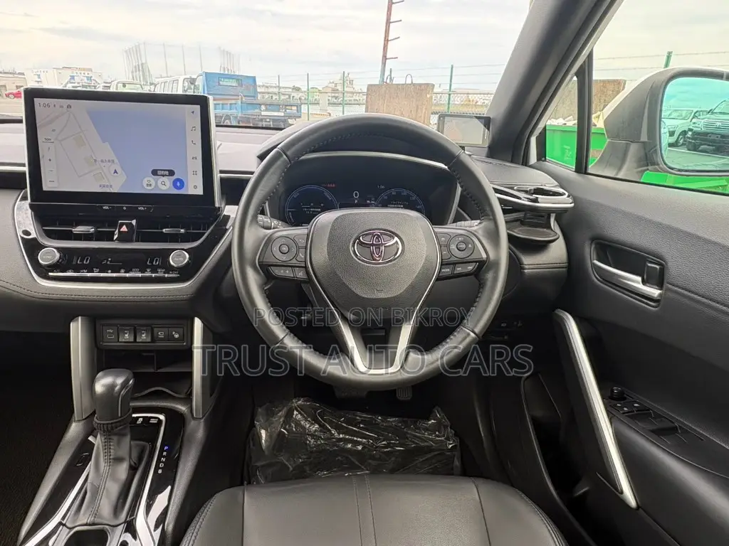Toyota Corolla Cross 2023 Pearl