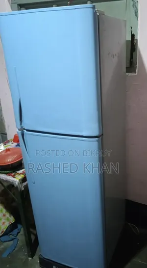 Kelvinator 16-CFT Fridge for Sale