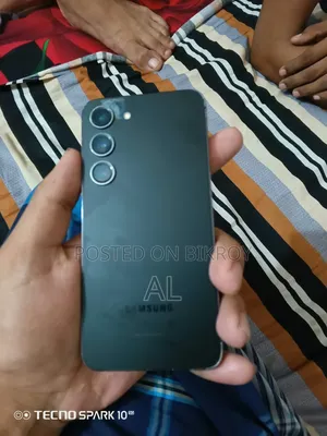 স্যামসাং গ্যালাক্সি এস২৩ ১২৮ জিবি ব্ল্যাক