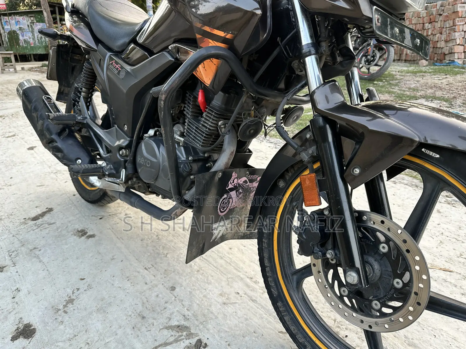 Hero Hunk 2021 Brown