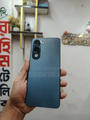 Vivo Y04 64 GB Blue