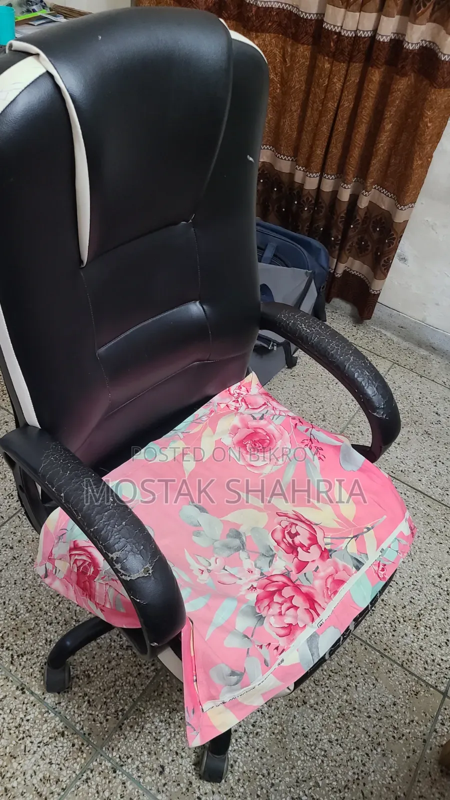 অফিস এক্সিকিউটিভ চেয়ার