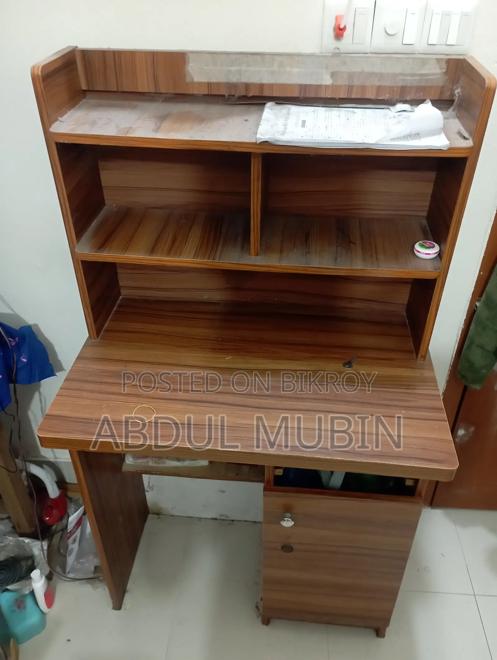 Reading Table