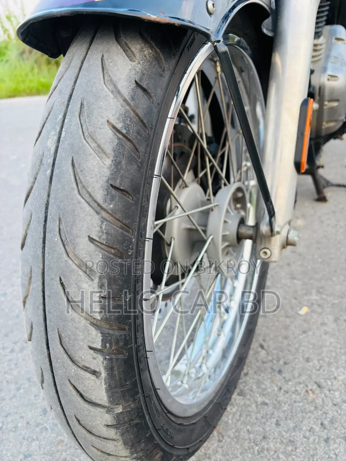 রয়াল এনফিলড ক্লাসিক ৩৫০ ২০২৫ ব্ল্যাক