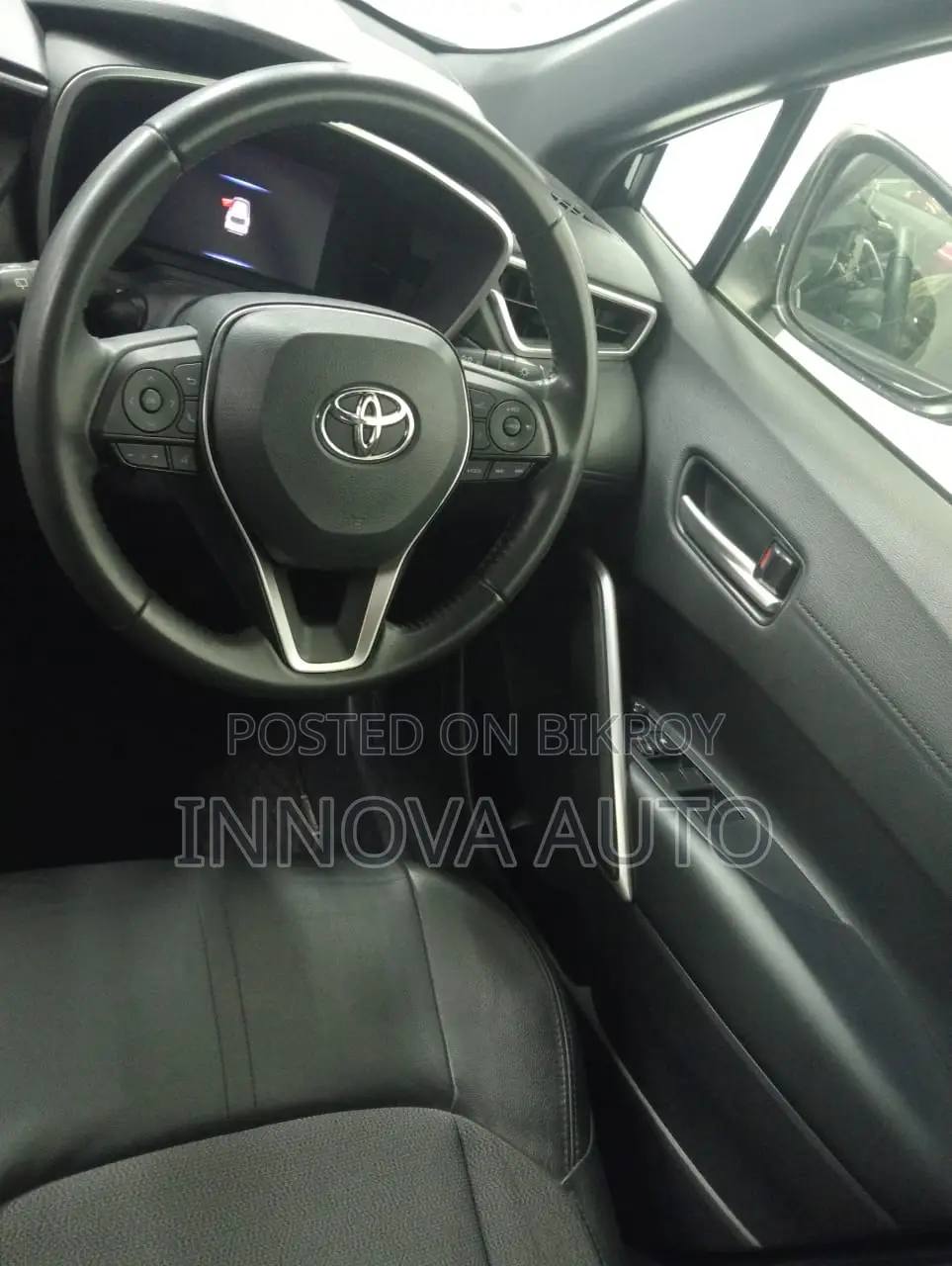 Toyota Corolla Cross 1.8 Hybrid FWD 2021 Black