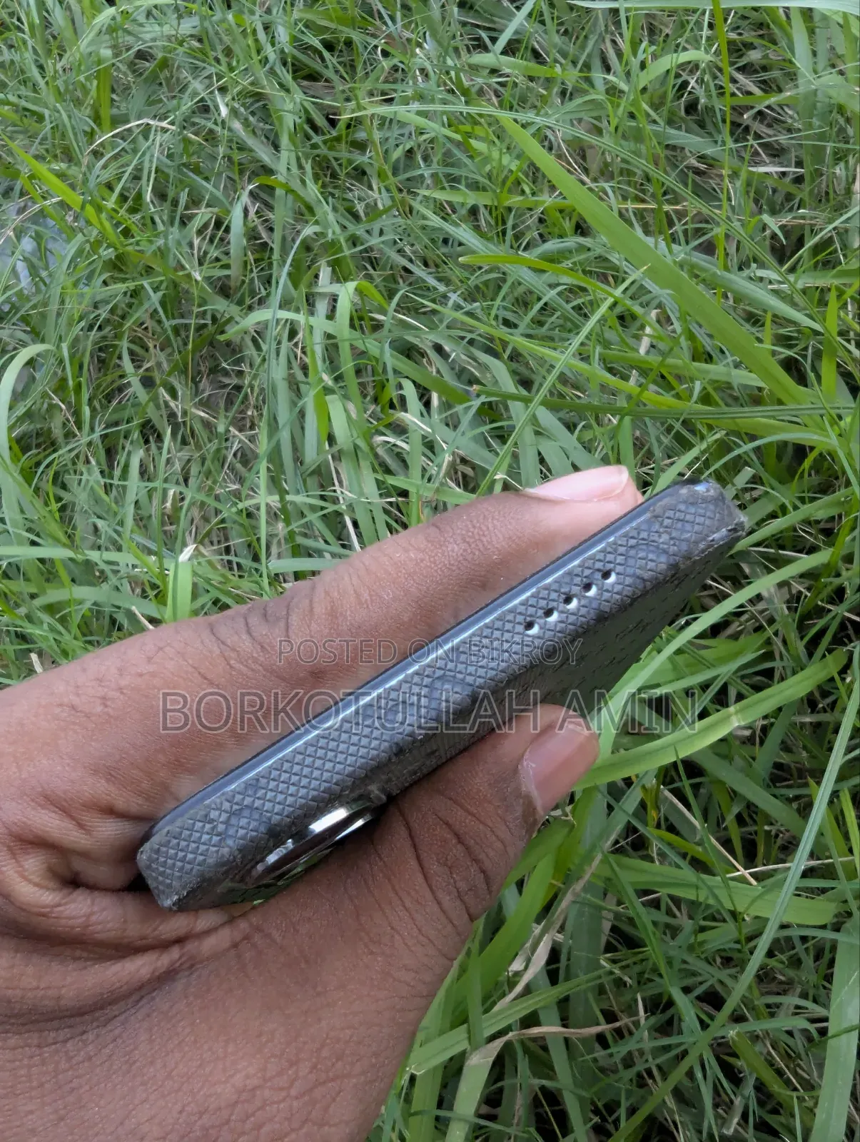 আইকিউওও ১২৮ জিবি ব্লু