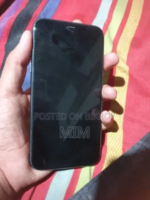 New Apple iPhone 11 128 GB Black