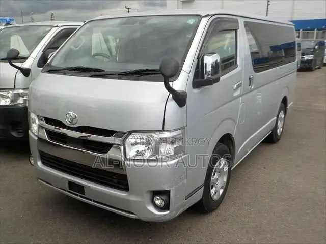 Toyota HiAce 2021 Silver