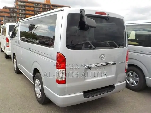 Toyota HiAce 2021 Silver