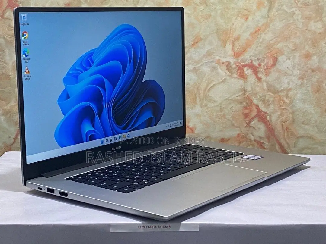 Laptop Huawei 4GB Intel SSD 500GB
