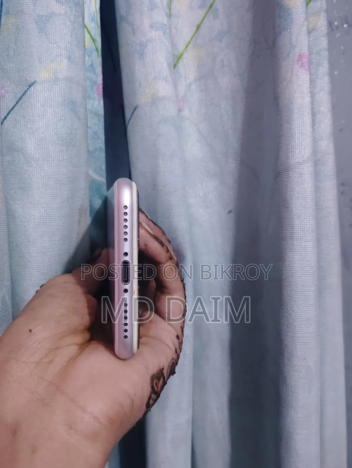 অ্যাপল আইফোন এসই (২০২০) ৬৪ জিবি হোয়াইট