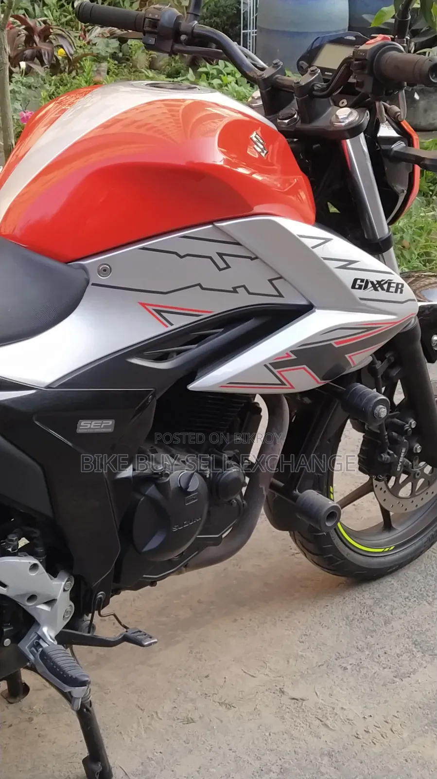 Suzuki Gixxer 2024 Orange