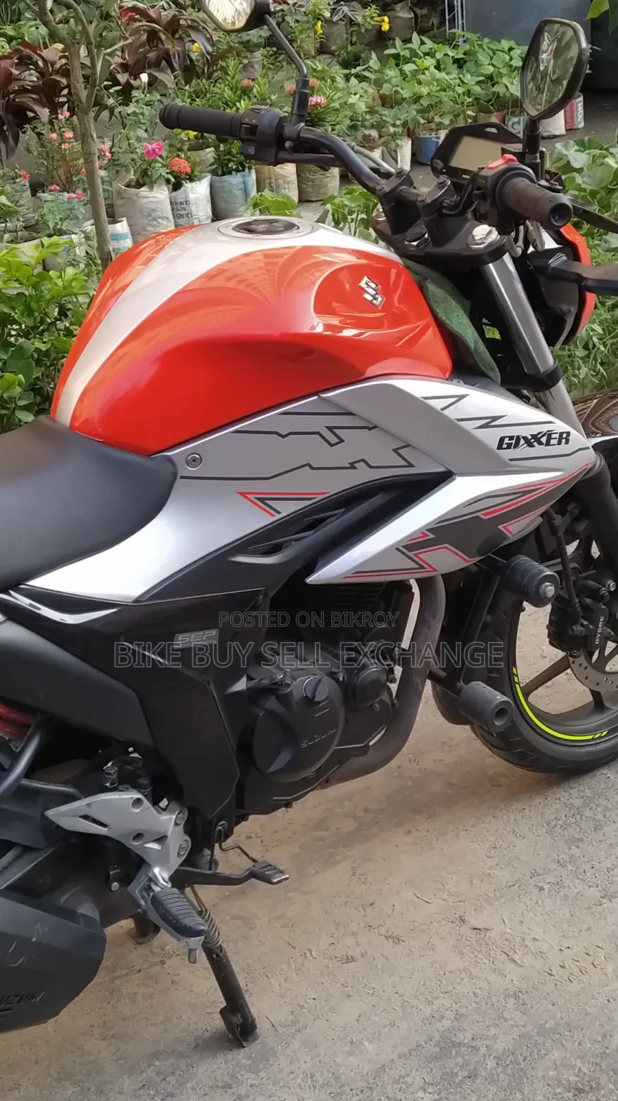 Suzuki Gixxer 2024 Orange