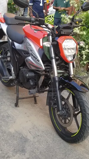Suzuki Gixxer 2024 Orange