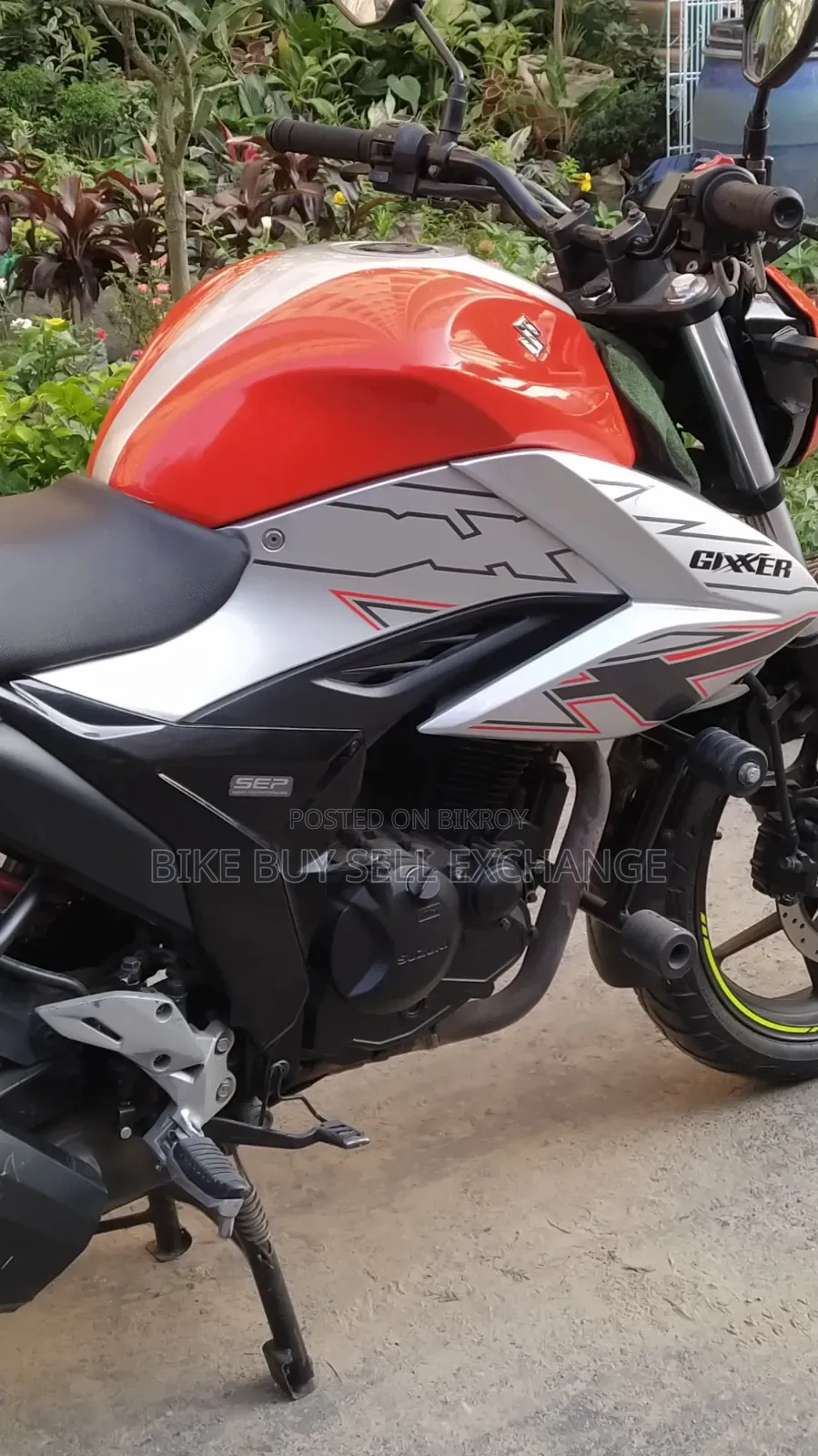 Suzuki Gixxer 2024 Orange