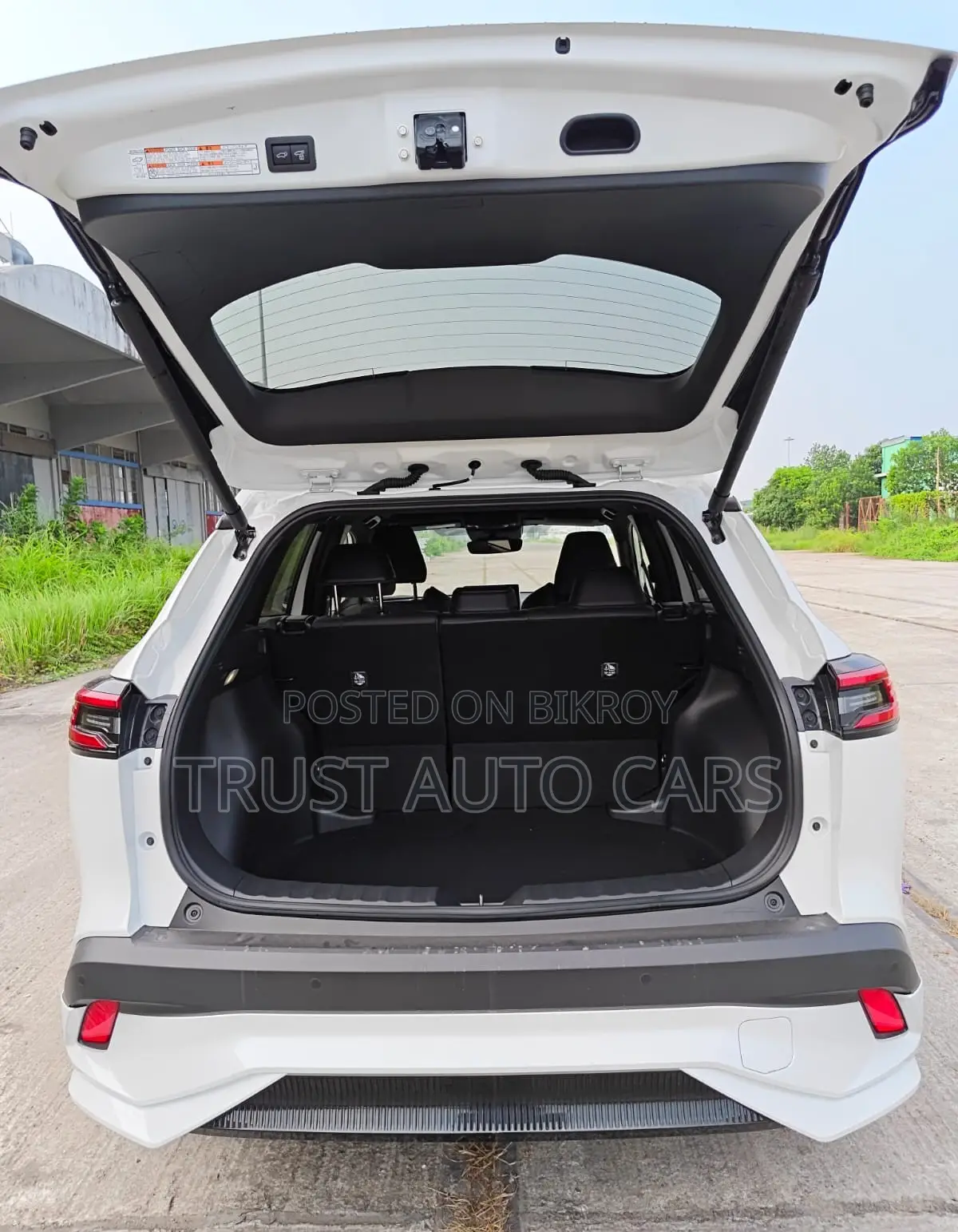 Toyota Corolla Cross 2026 Pearl