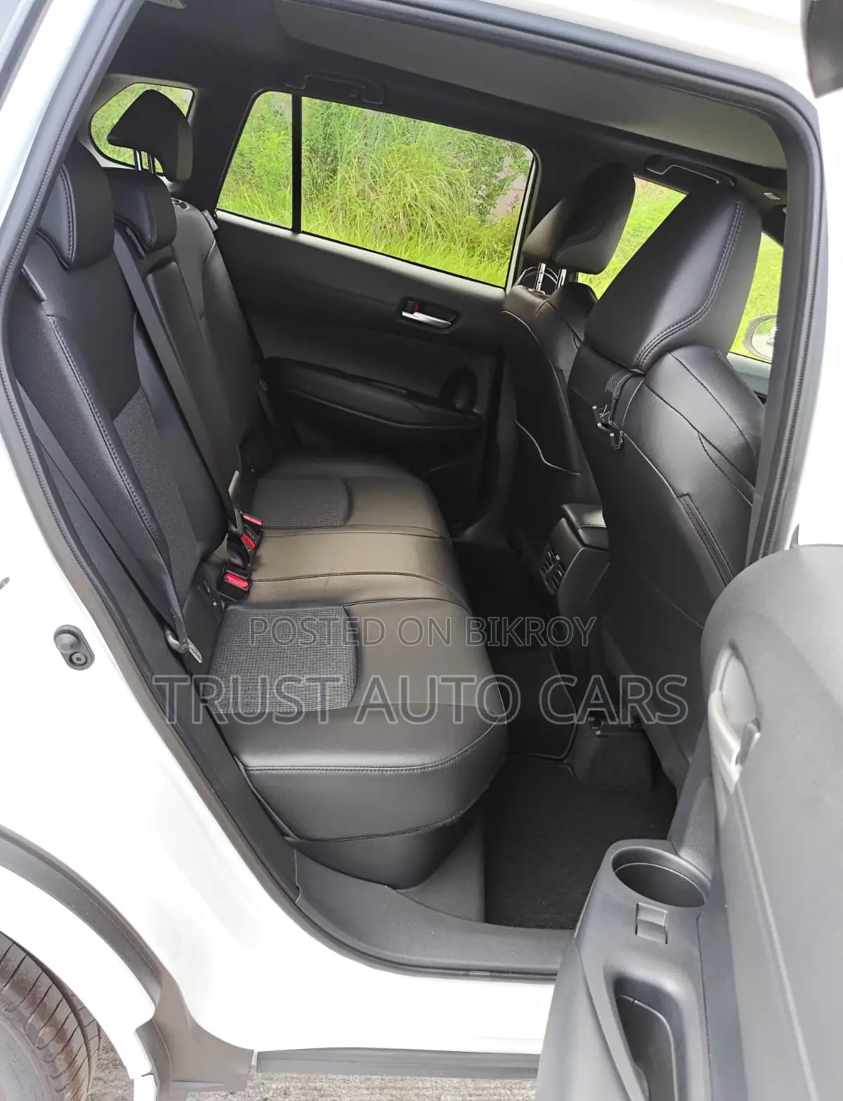Toyota Corolla Cross 2026 Pearl