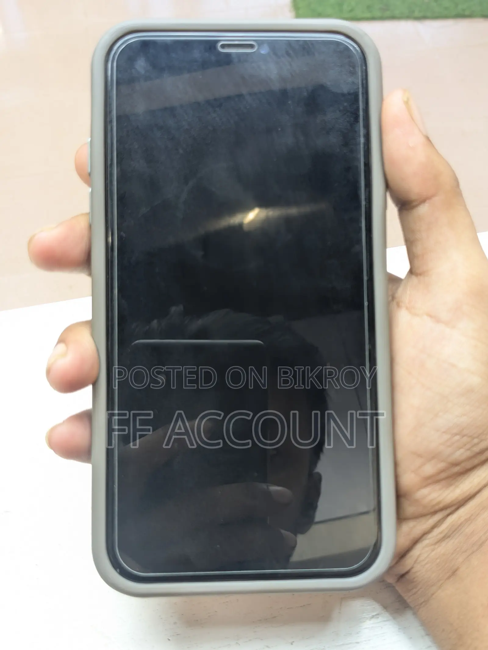 Apple iPhone 11 128 GB Red