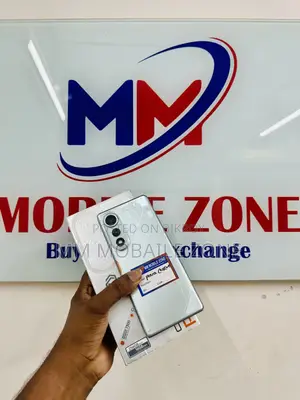 Tecno Pova Curve 256 GB
