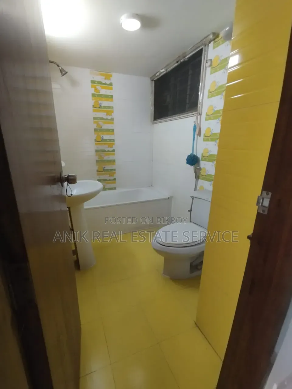 বারিধারার অনিক রিয়েল এস্টেটে ৪ বেডরুমের অ্যাপার্টমেন্ট ভাড়া