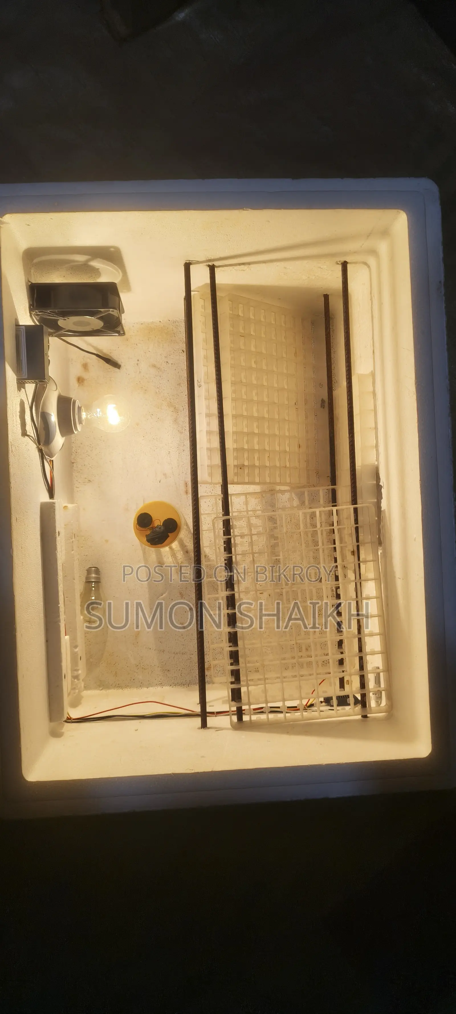 Incubator Machine