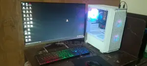 Desktop Computer 16GB AMD Ryzen SSD 256GB