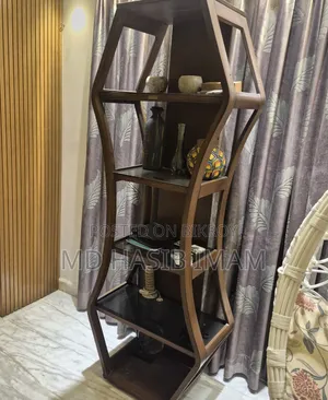 শোপিস স্ট্যান্ড