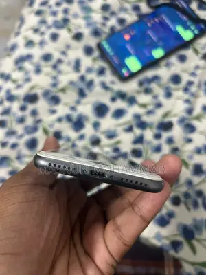 Apple iPhone 8 64 GB Black