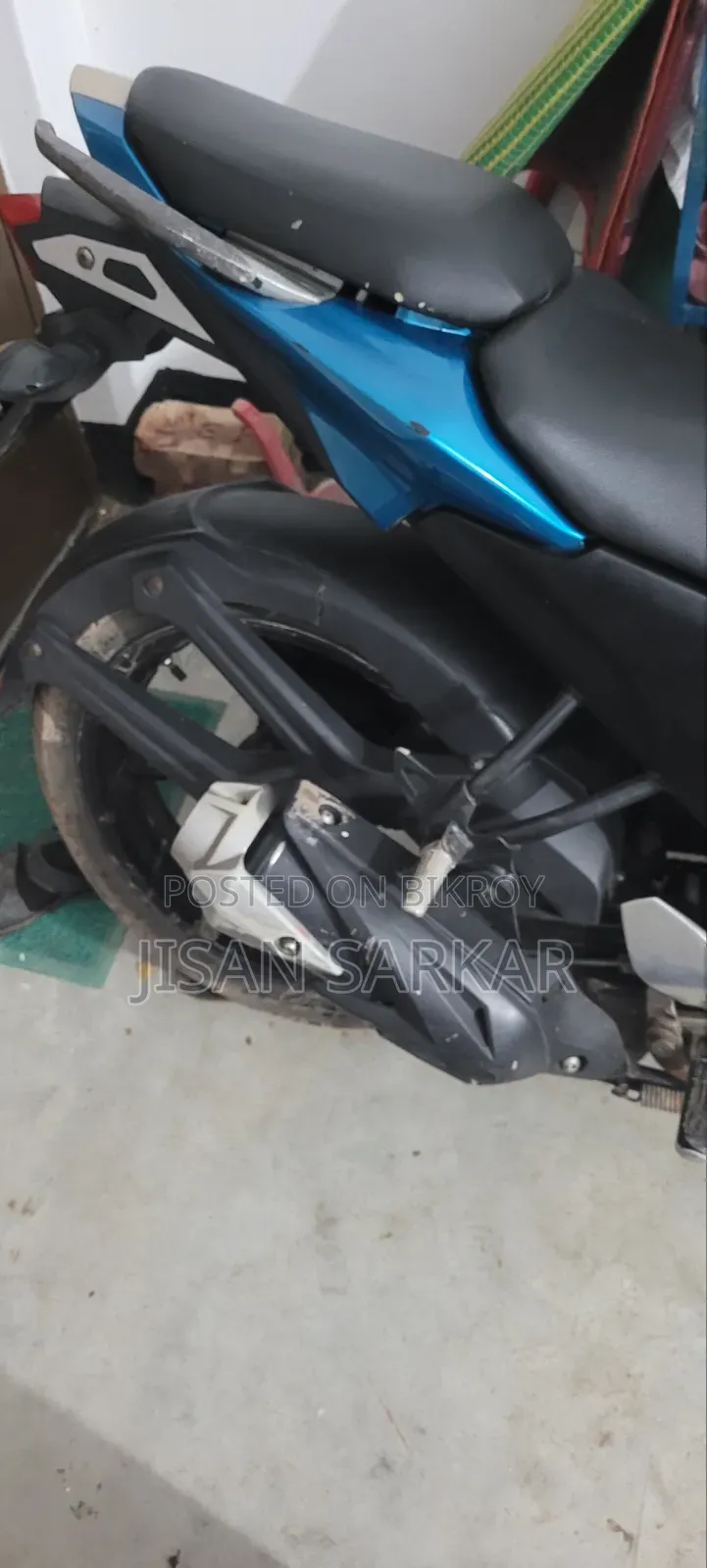 যামাহা এফজেডএস ভি২ ২০১৮ হোয়াইট