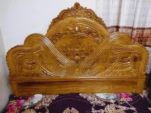 Teak Wood Bed 6/7 Feet