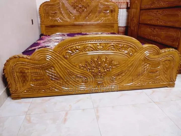 Teak Wood Bed 6/7 Feet