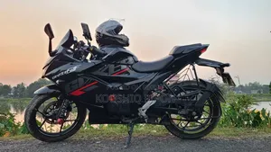 সুজুকি জিক্সার এসএফ ২০২৩ ব্ল্যাক