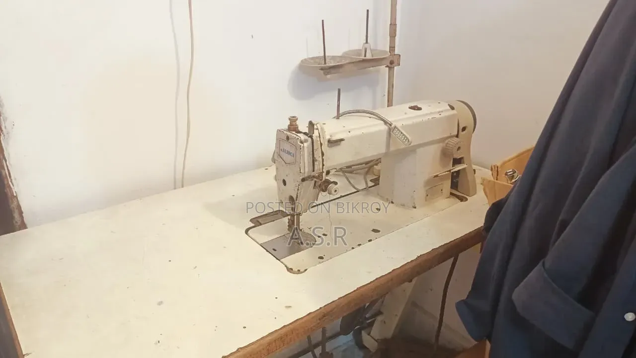 জুুকি সেলাই মেশিন