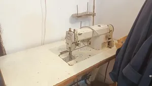 জুুকি সেলাই মেশিন