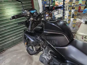 Hero Xtreme 125R 2025 Black