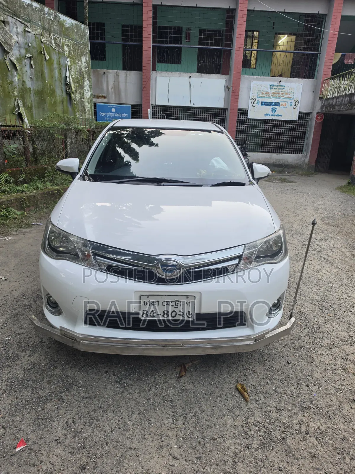 টয়োটা করোল্লা ফিল্ডার ১.৫ হাইব্রিড এফডব্লিউডি ২০১৪ হোয়াইট