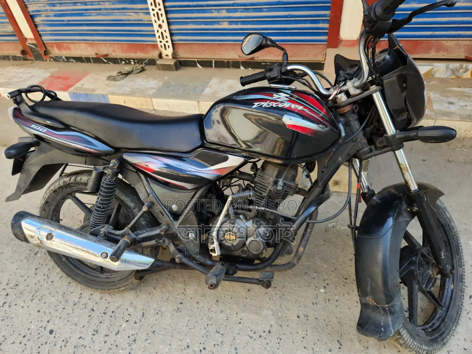নতুন বাজাজ ডিসকভার ১০০ ২০১৫ ব্ল্যাক