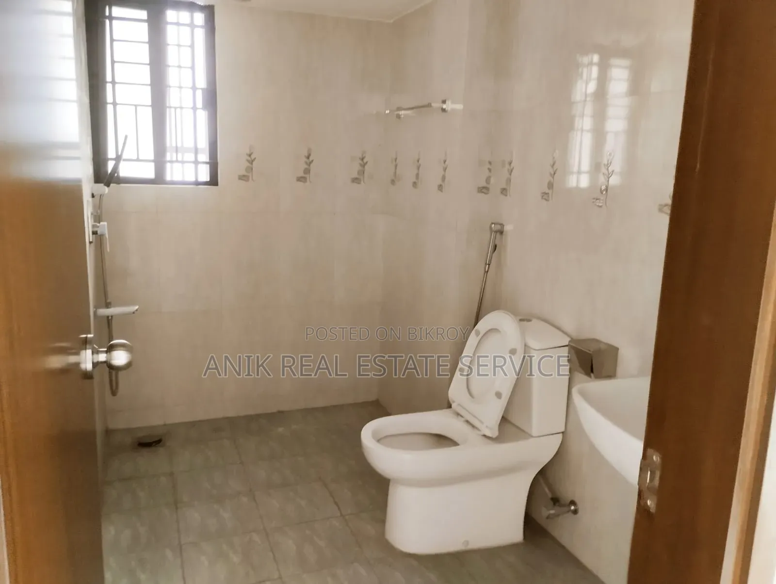 3 Bedroom Apartment in Anik Real Estate, Banani for rent