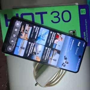 Infinix Hot 30 128 GB White