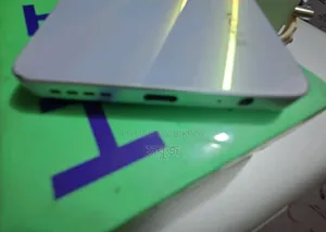 ইনফিনিক্স হট ৩০ ১২৮ জিবি সাদা