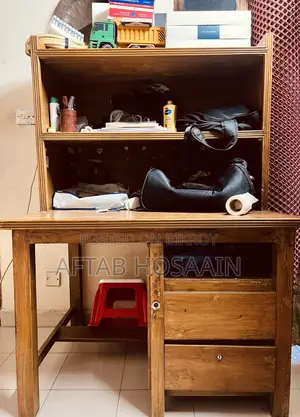 সেগুন কাঠ এর পড়ার টেবিল