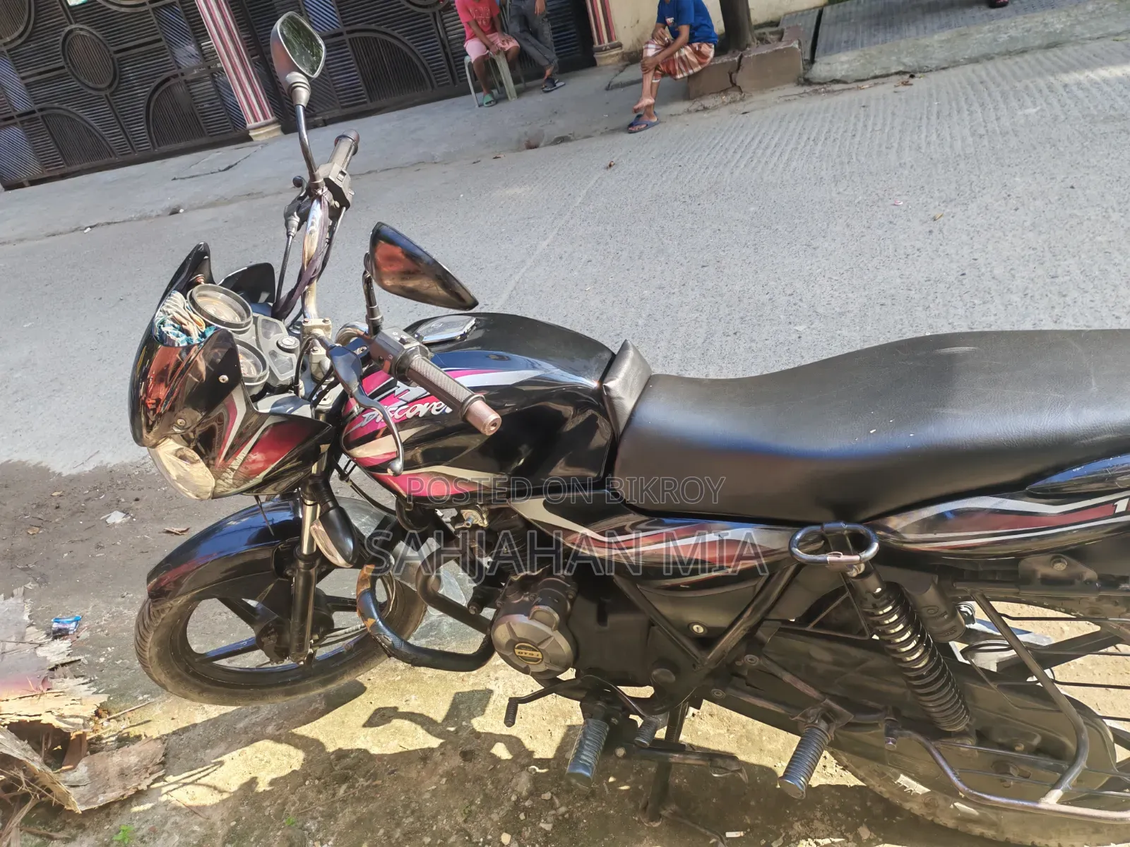 Bajaj Discover 100 2017 Black